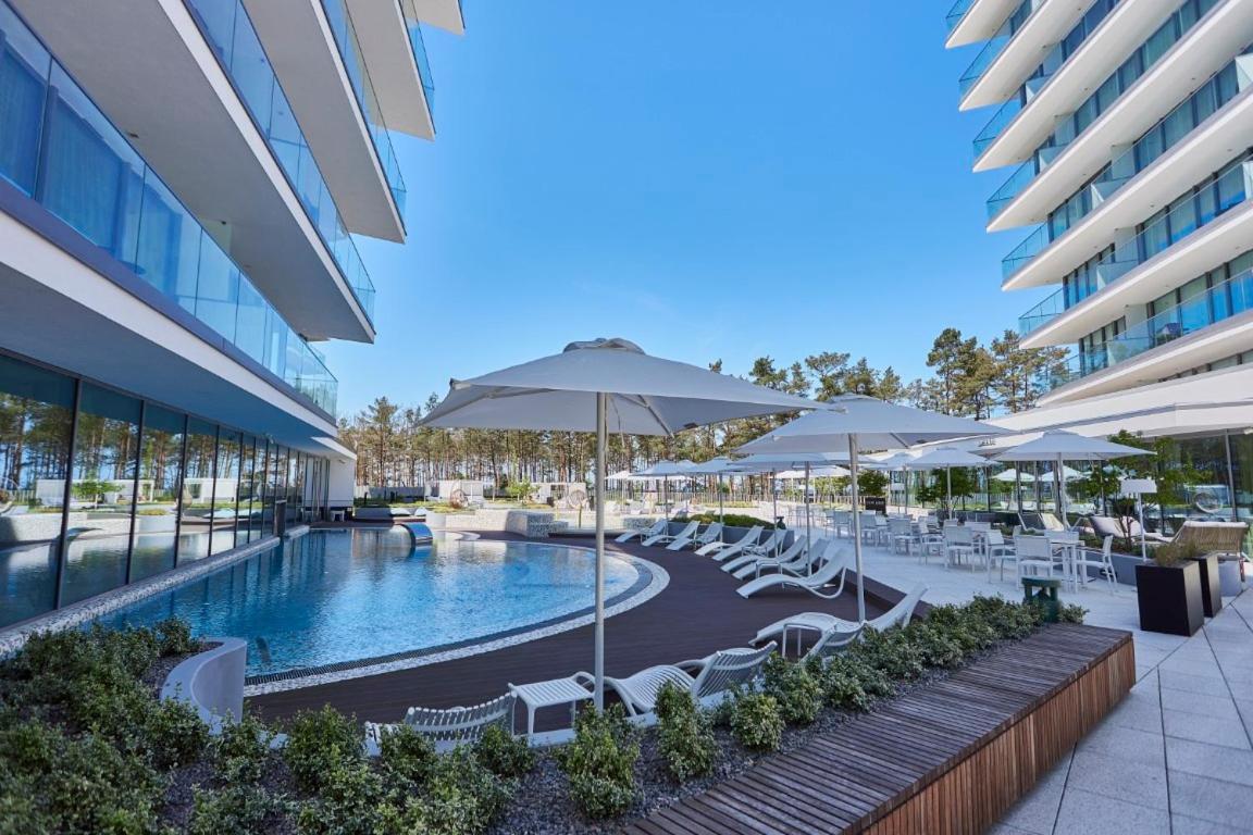 Wave - Aurum II Apartment - Front Sea View ミエンジズドロイェ エクステリア 写真