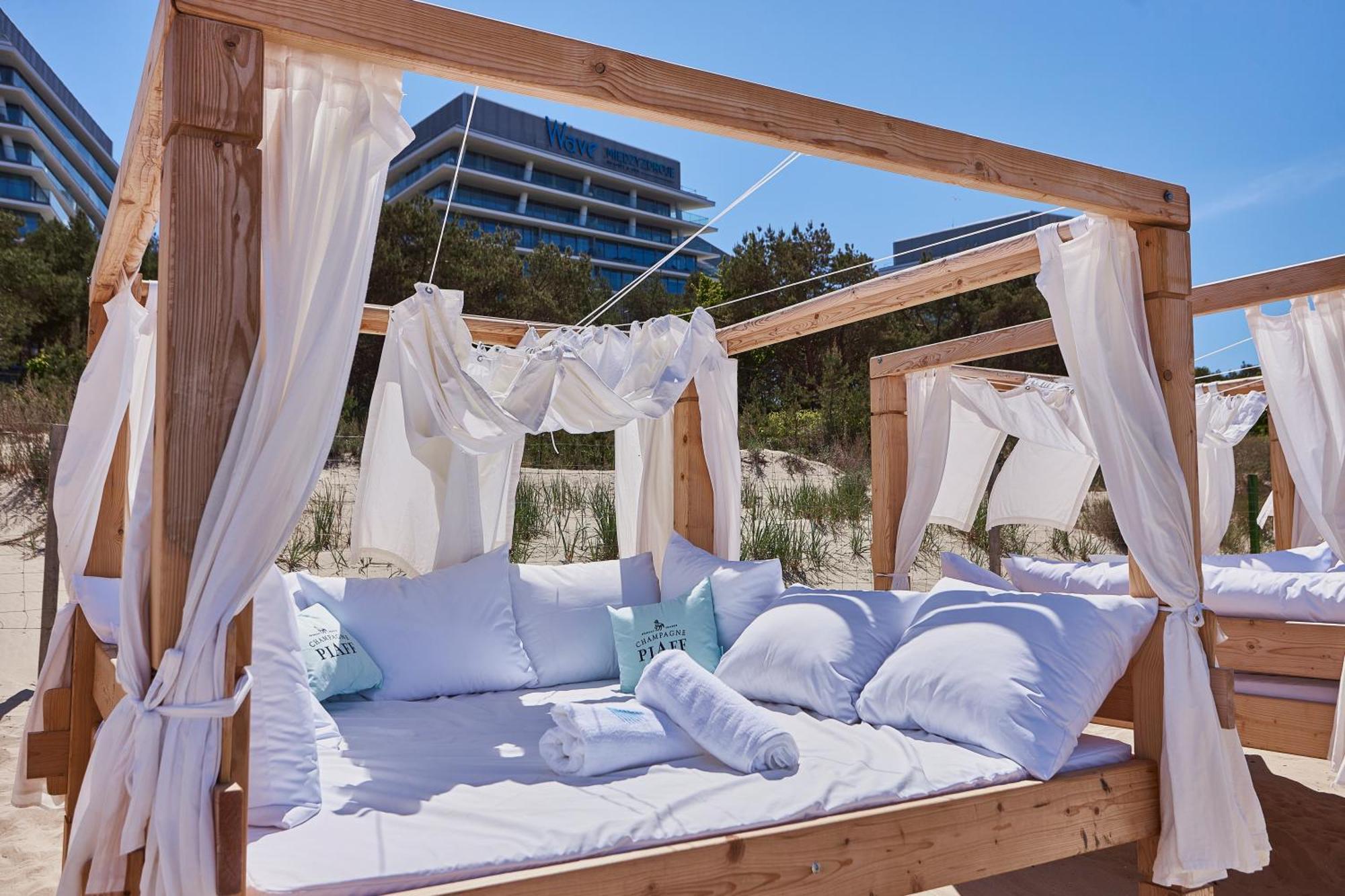 Wave - Aurum II Apartment - Front Sea View ミエンジズドロイェ エクステリア 写真